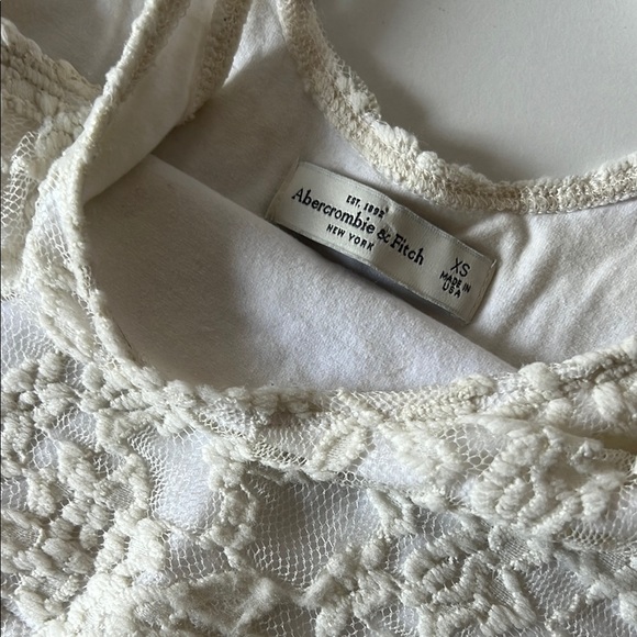 Abercrombie & Fitch Lace Crop Top Cream - Picture 3 of 7